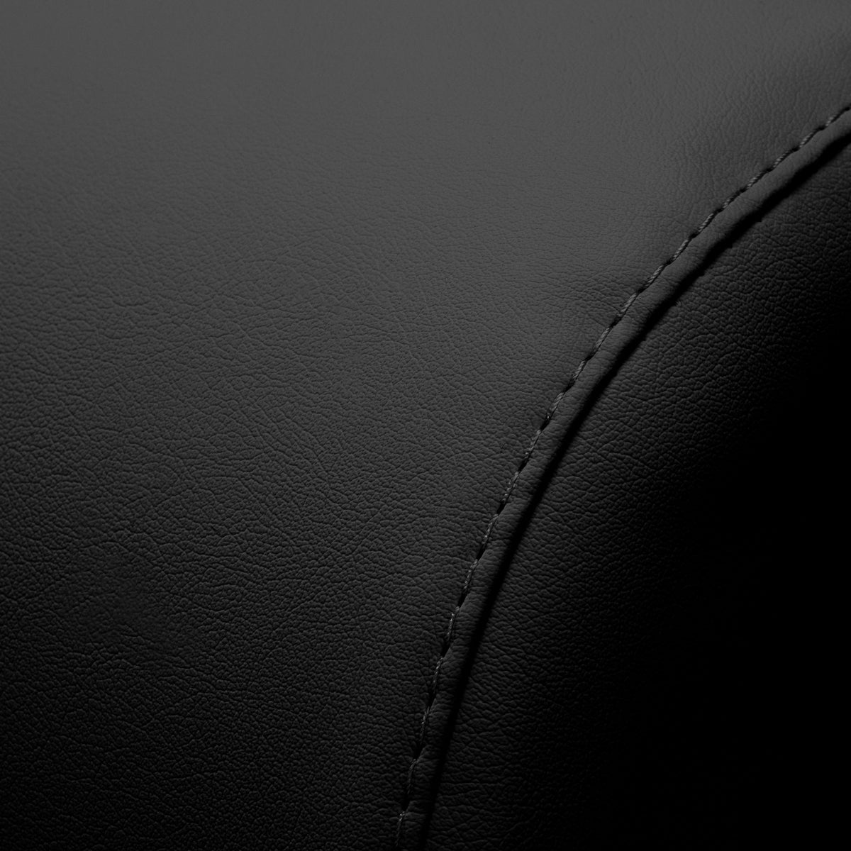 Giovanni 1005 podologinė meistro kėdutė, juoda