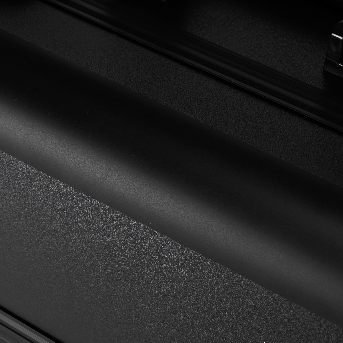 Kosmetinis lagaminėlis juodas 40