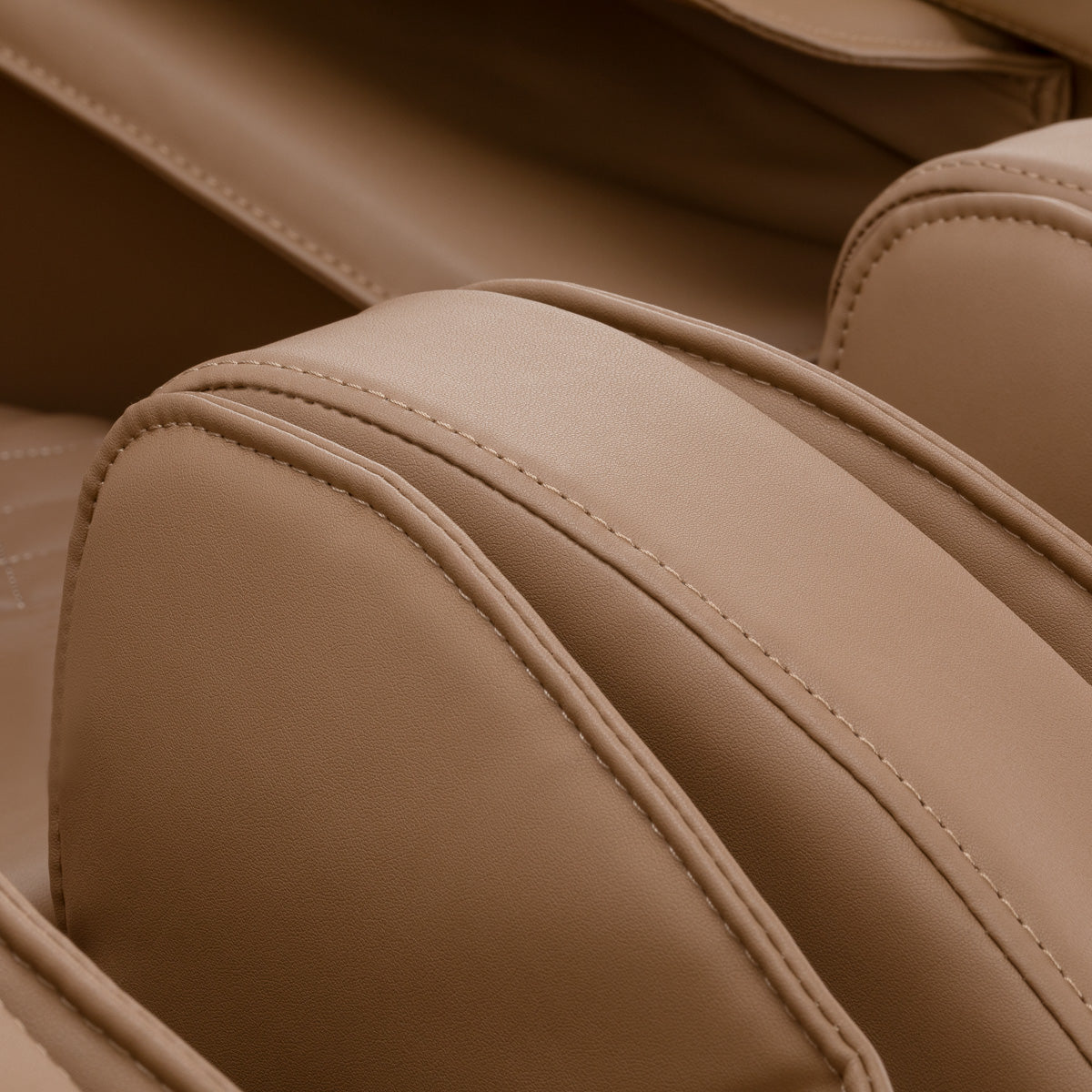 Masažinis krėslas Sakura Luxury 808 – baltas ir smėlio