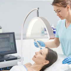 Pusmėnulio formos LED lempa procedūroms, be šešėlių, 36W, balta