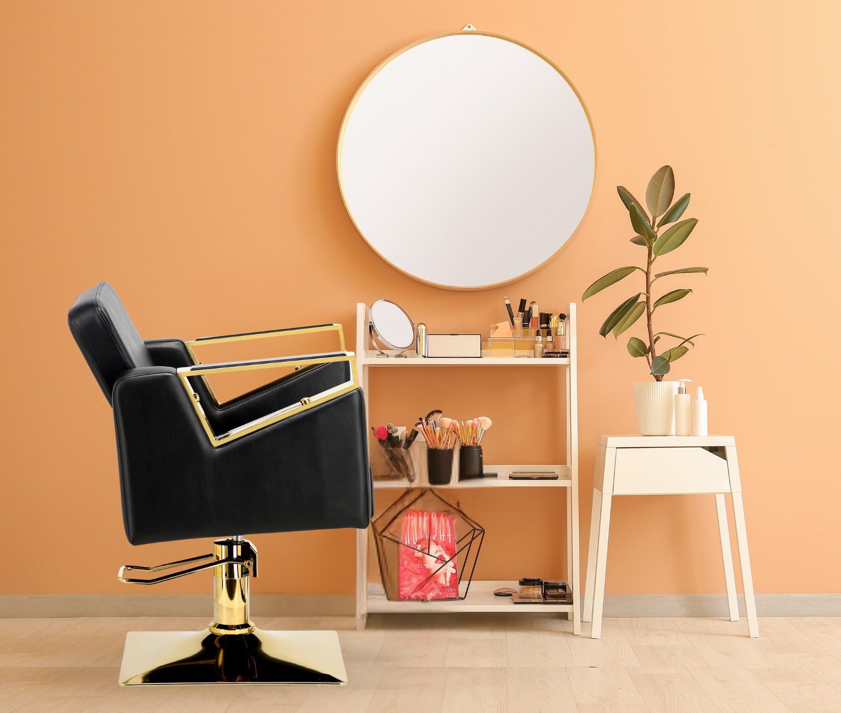 Kirpyklos kėdė Toma GOLD, su pakoju - juoda