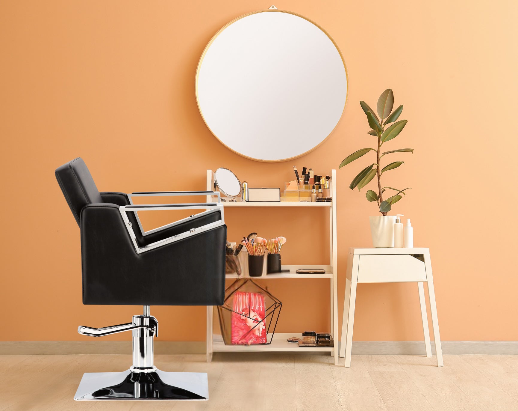 Kirpyklos kėdė Toma SILVER, su pakoju - juoda