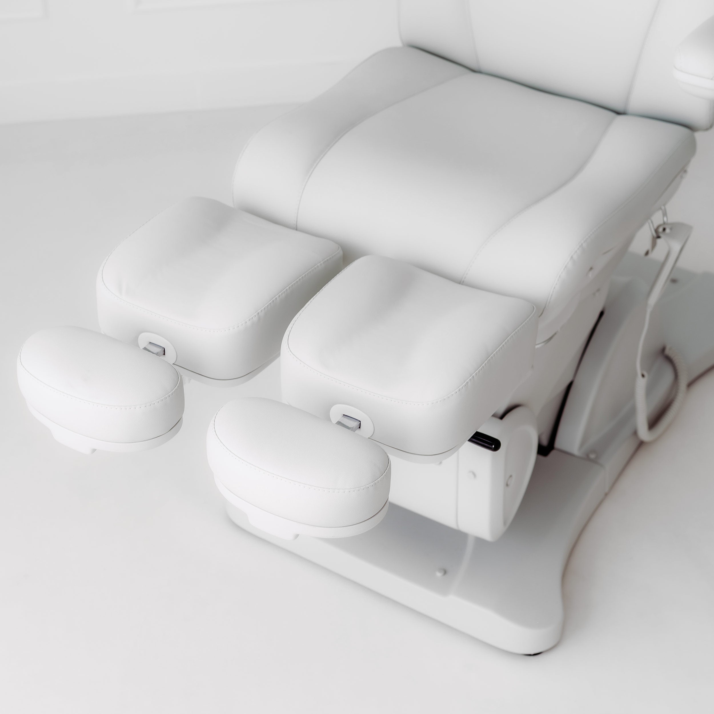 Sorina PRO 7 P elektrinė pedikiūro kėdė Touch Core K329, pilka