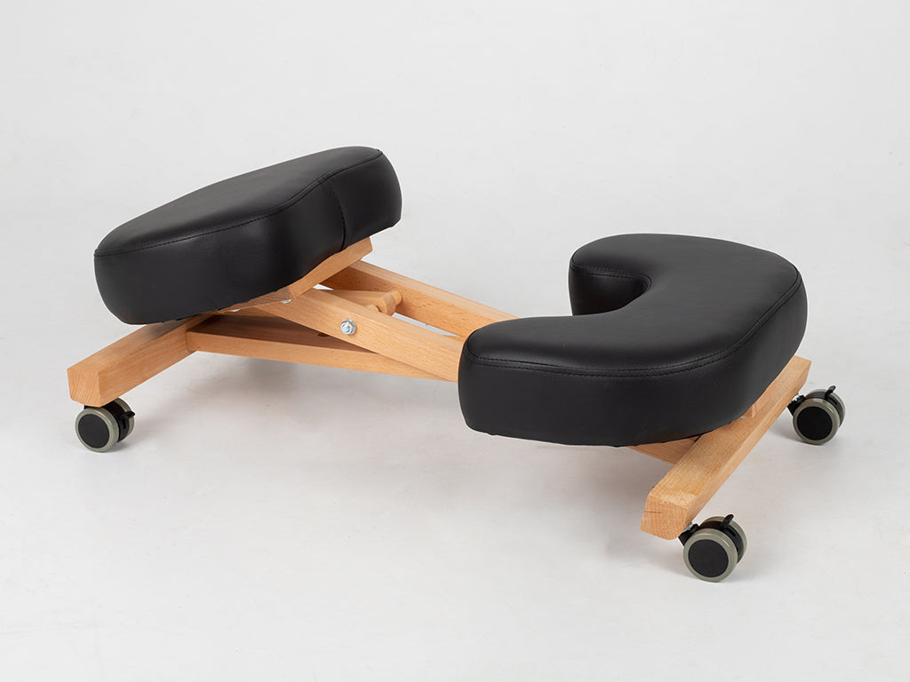 Ergo Simple ergonominė kėdė klūpėjimui, natūralaus medžio, su fiksuojamais ratukais