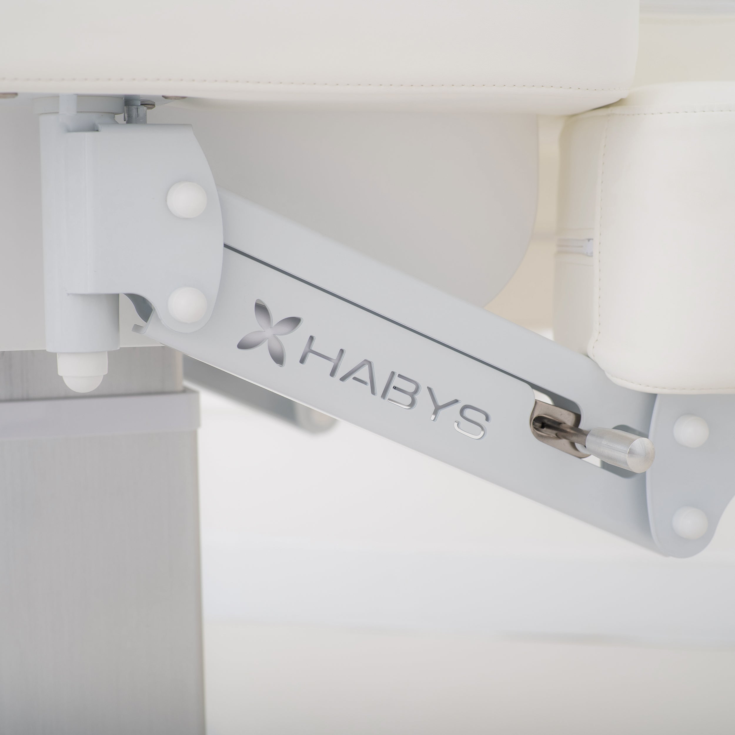 Elektrinė kosmetologinė lova HABYS Prestia Gentle Flex K901, 4 varikliai, balta