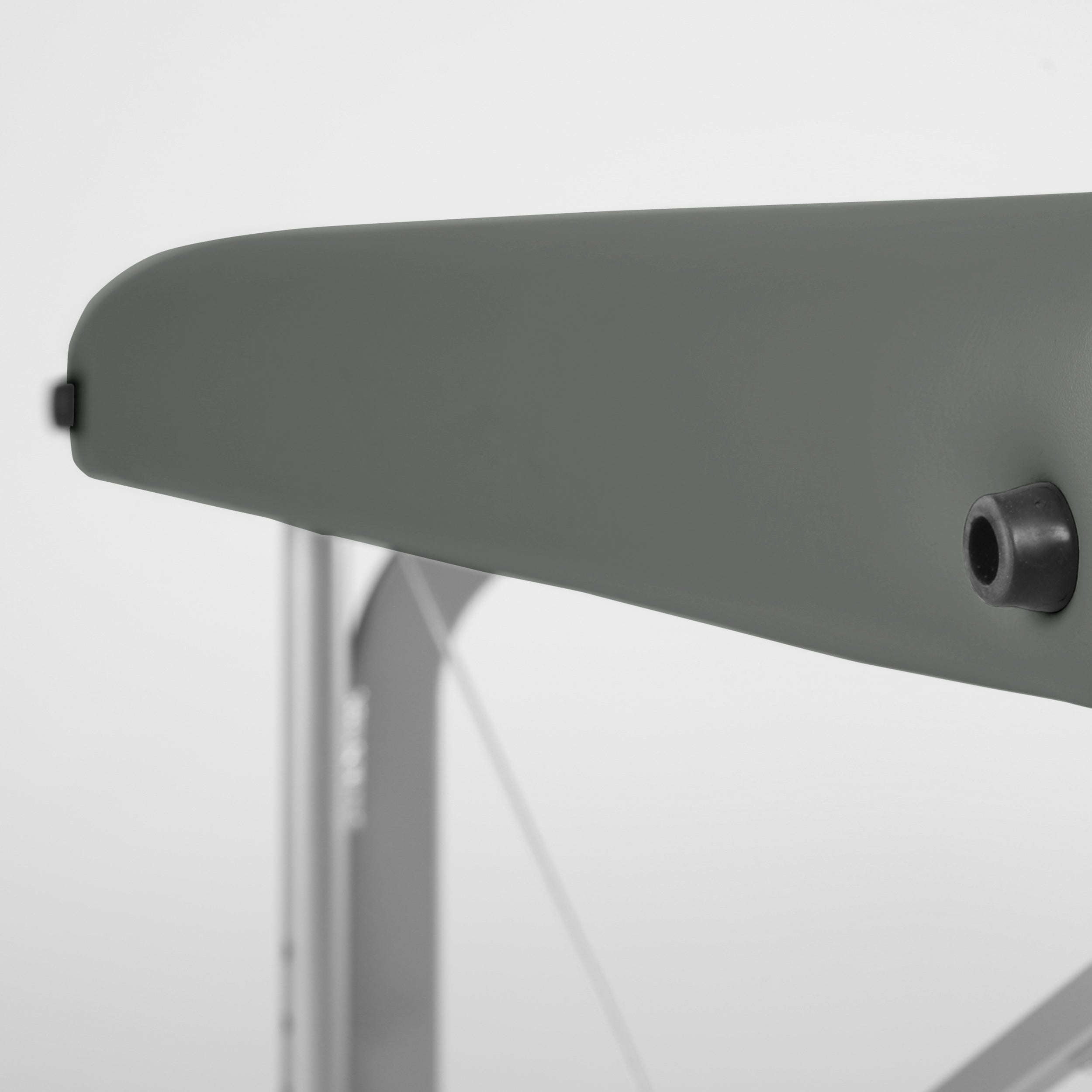 Profesionalus masažo stalas „Aveno Life Altus 70 Soft Touch K622“ – anglies juodos spalvos