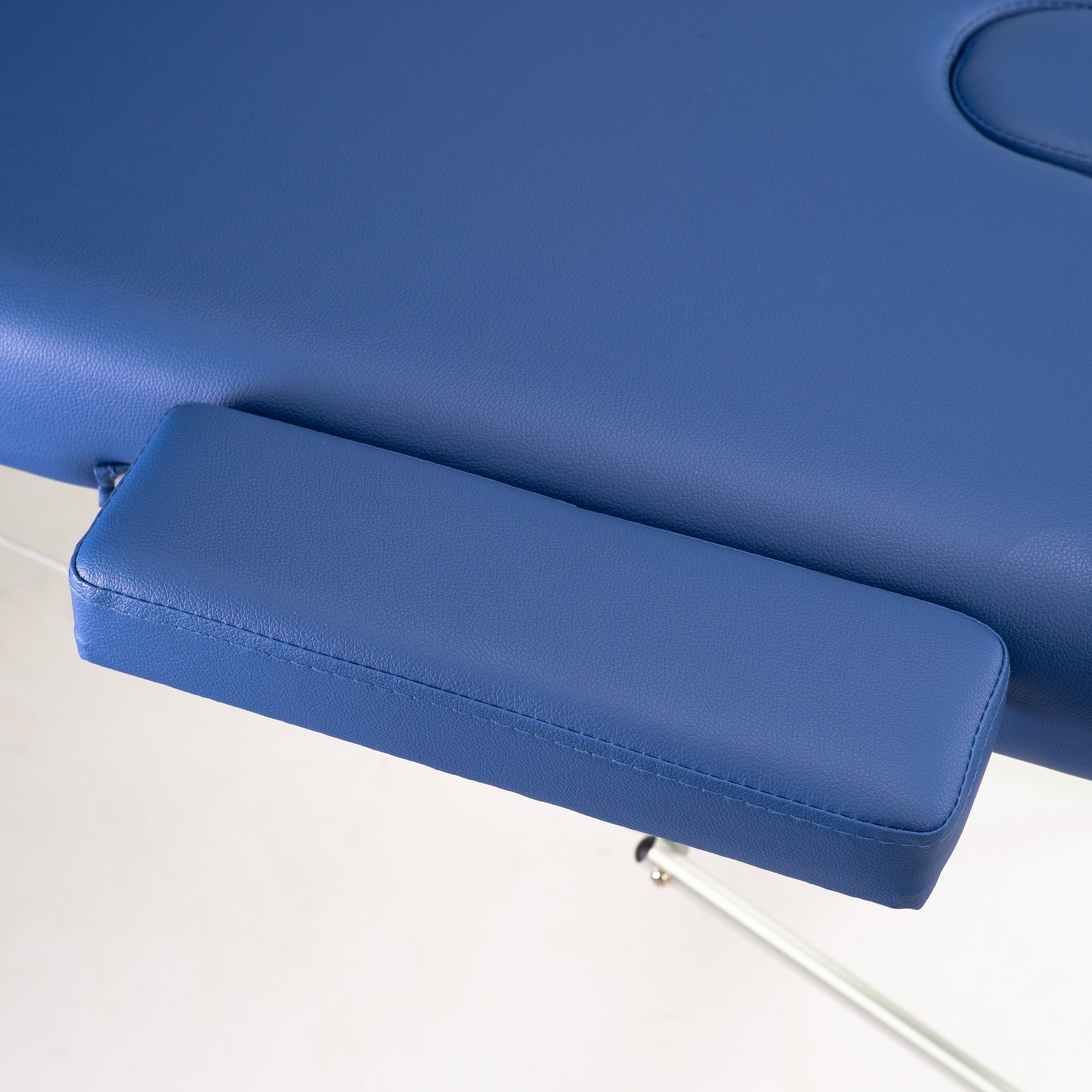 Nešiojamas masažo stalas „Aveno Life Adele 60 Comfy Base K512“ – mėlynas