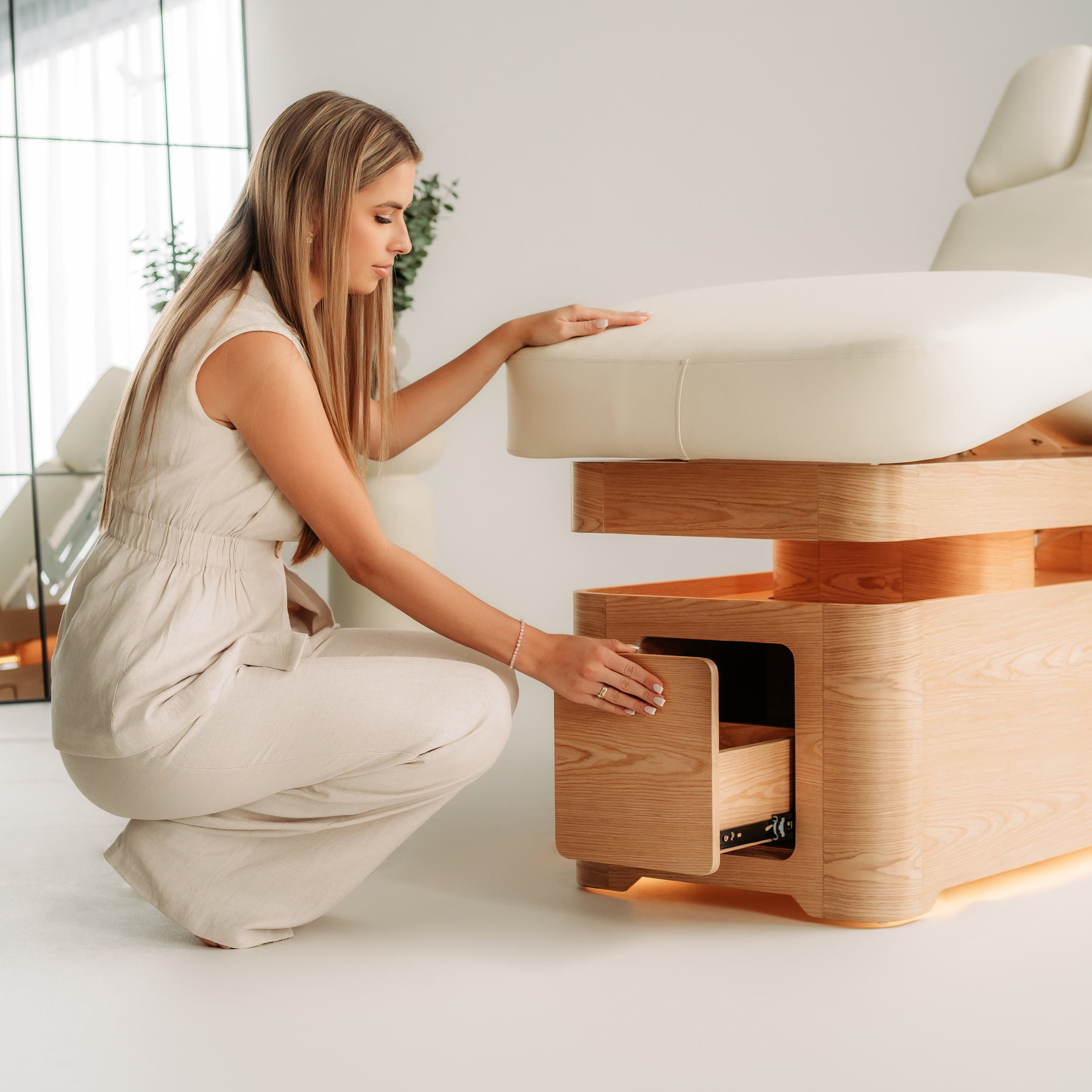 -9-Vellia White – Electric SPA Bed with Heating and Storage-9