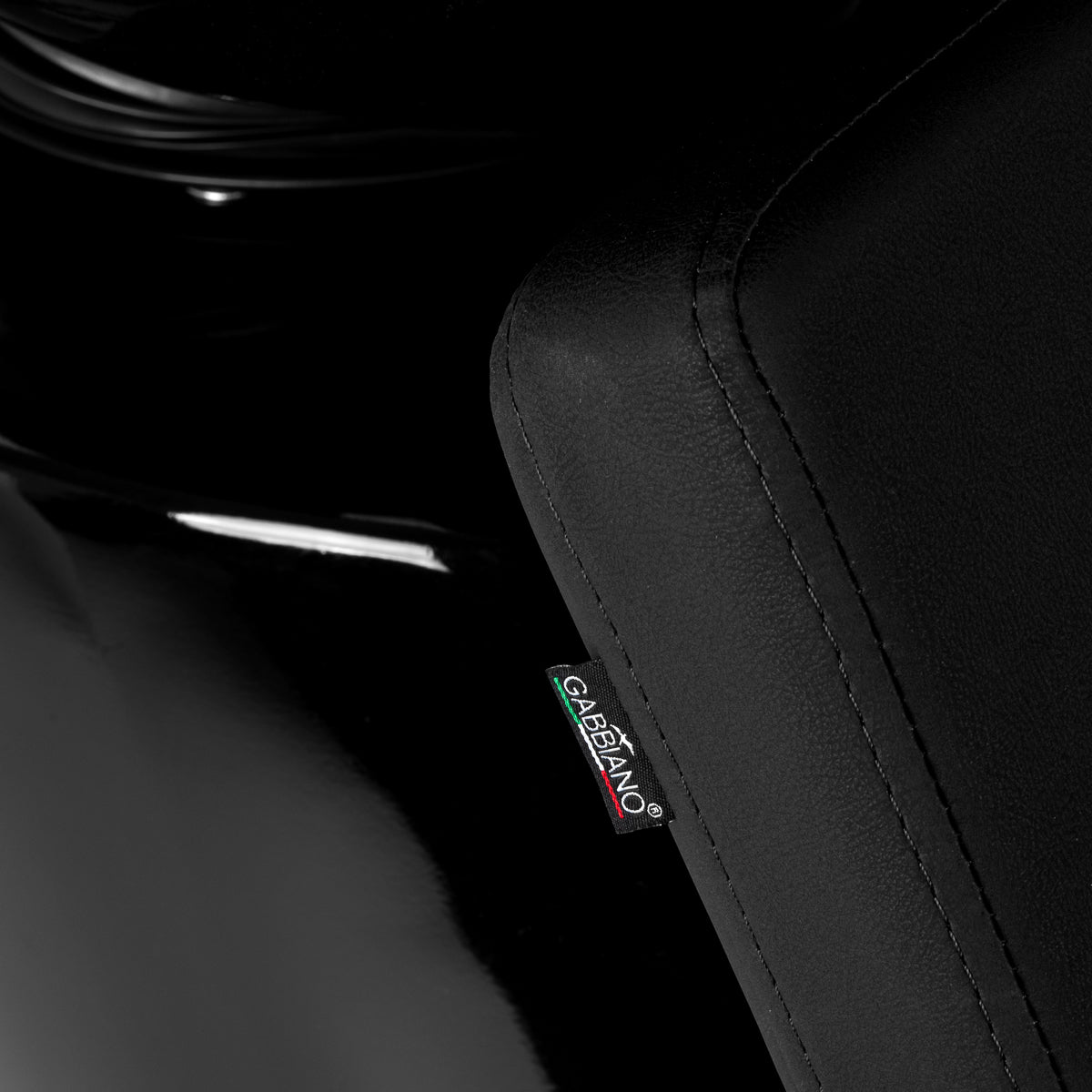 Kirpyklos plautuvė Gabbiano Vitoria, juoda – ergonomikos detalė