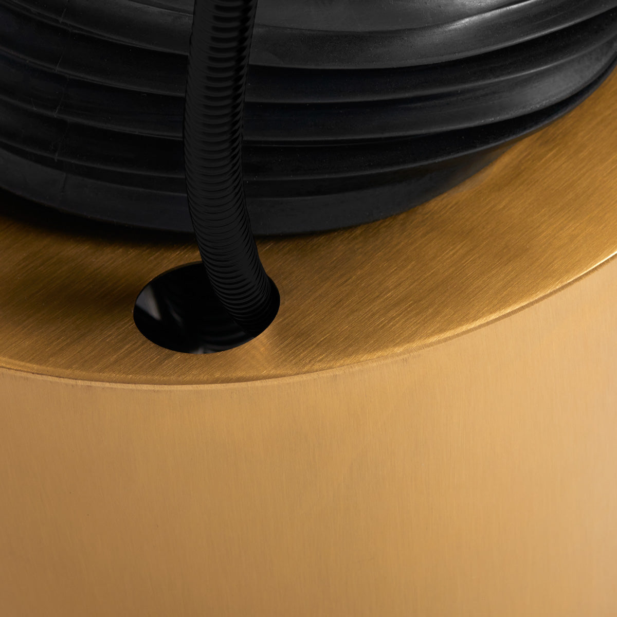 Kirpyklos plautuvė Gabbiano Toledo (aukso, juoda)