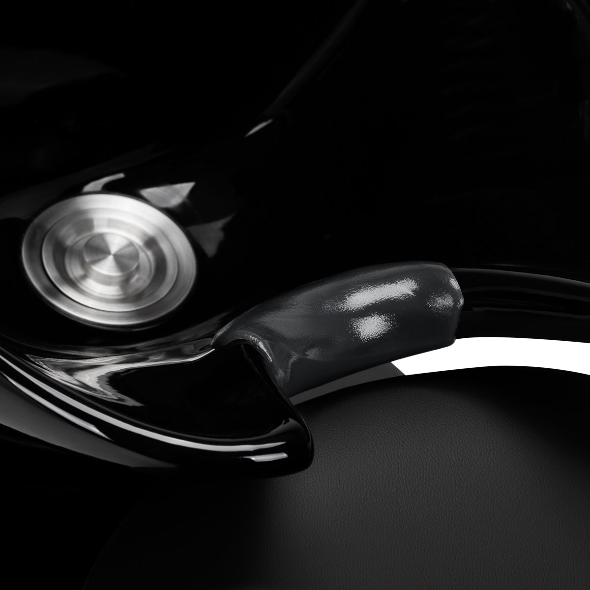 Kirpyklos plautuvė Gabbiano Malaga (juoda, aukso)