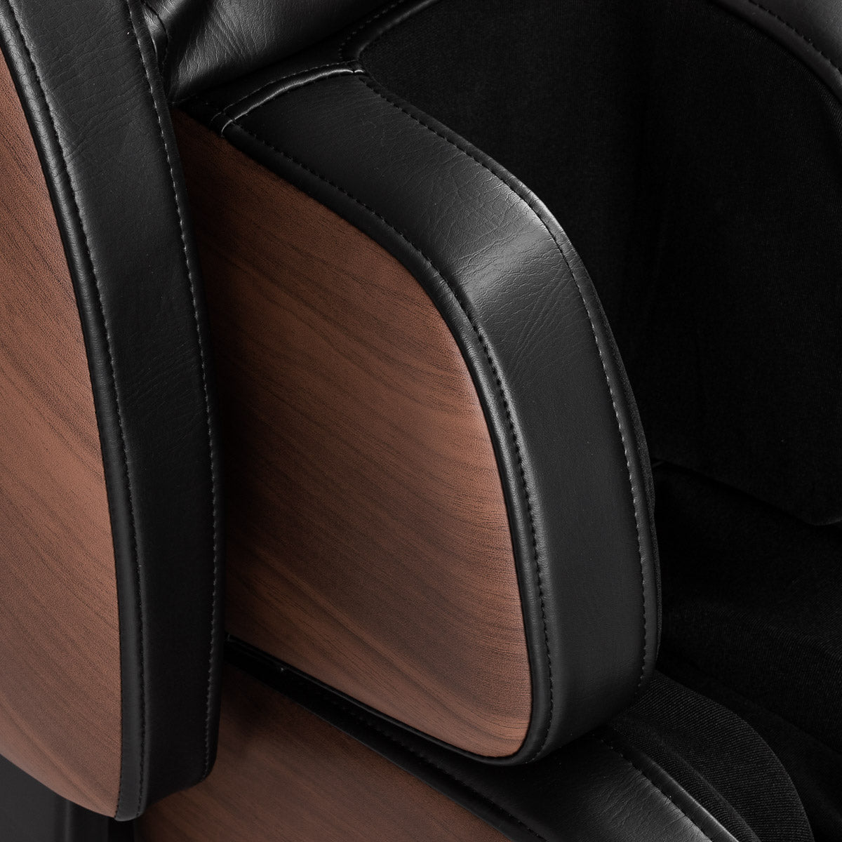 Masažinis fotelis Sakura Classic 305 Wooden Leather – ruda smėlio spalva su medžio imitacija
