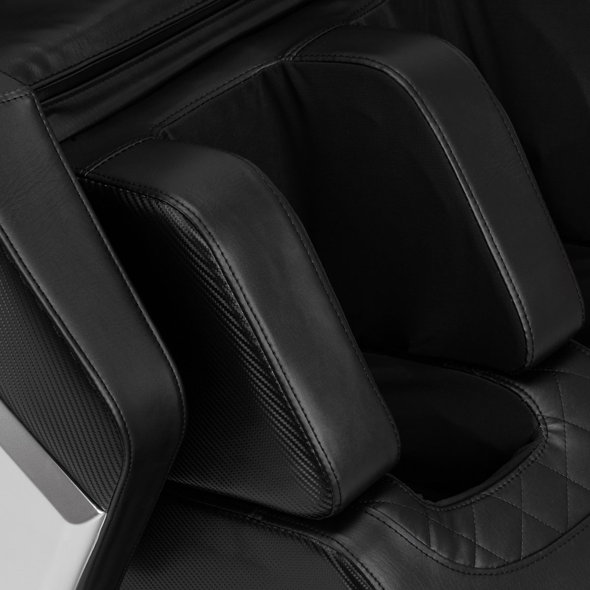 Masažinis krėslas Sakura Prime 108 – juodas