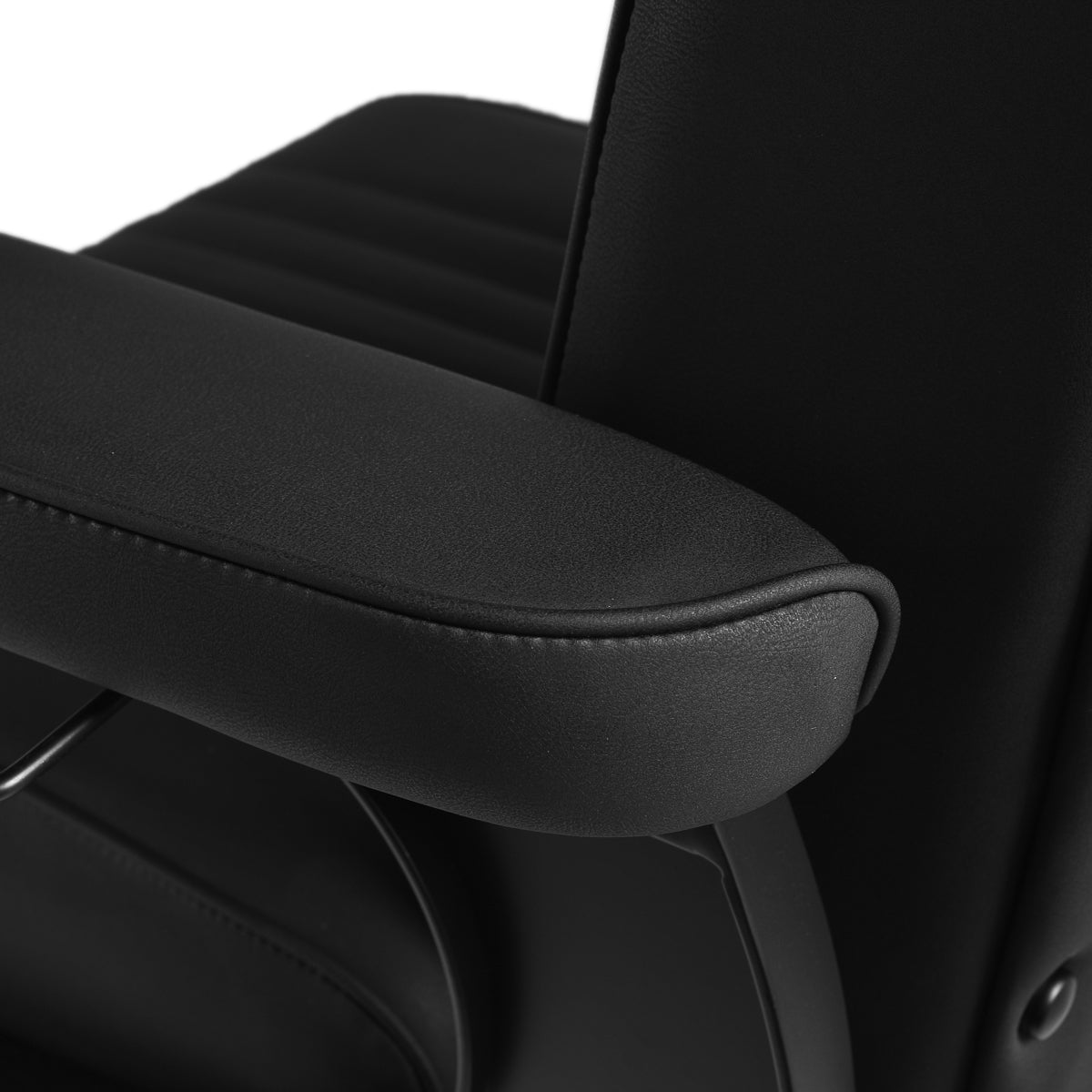 Barberio kėdė Gabbiano Visionerio Black – juoda su juodu rėmu