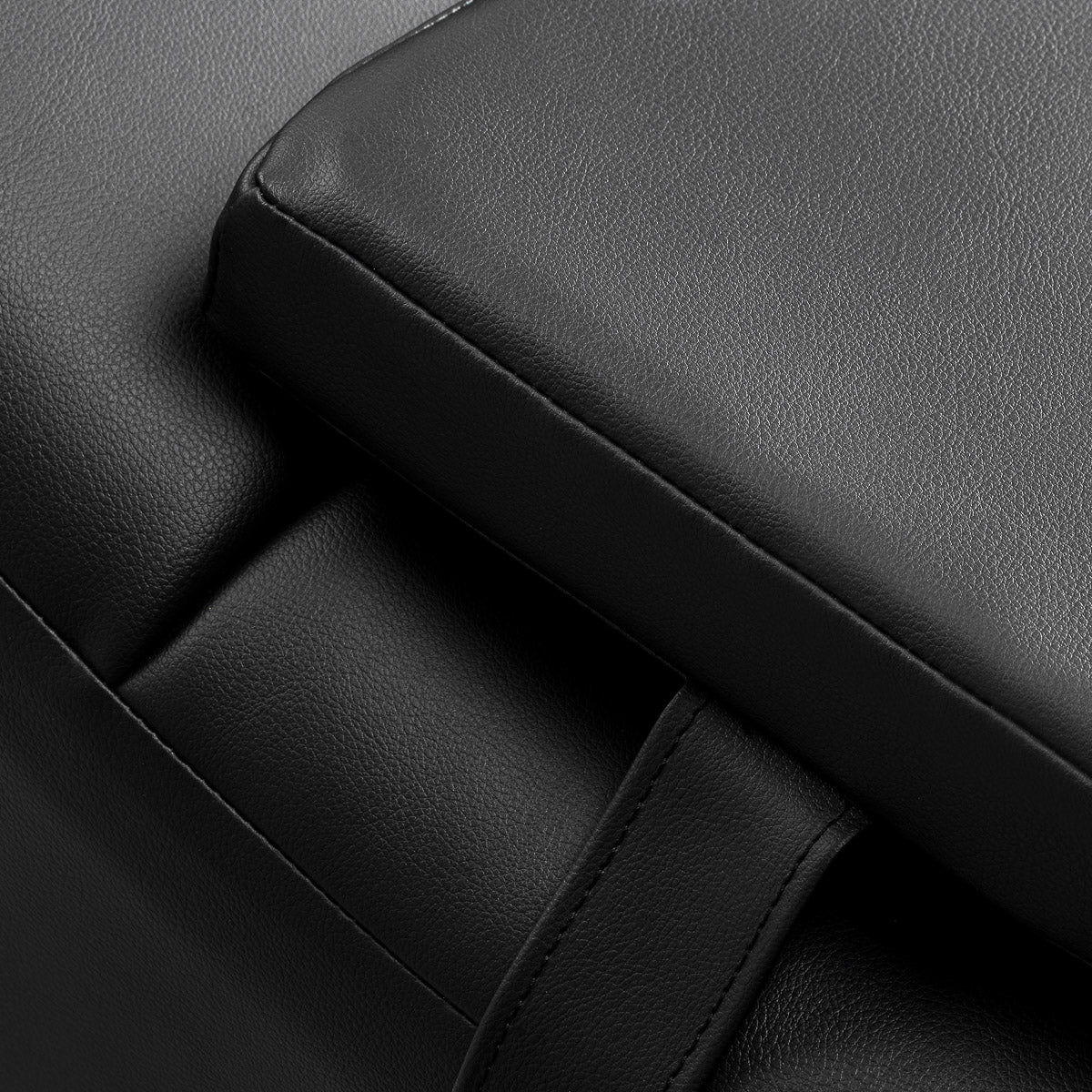 Blakstienų procedūrų kėdė Sillon Alba, juoda su auksiniu pagrindu