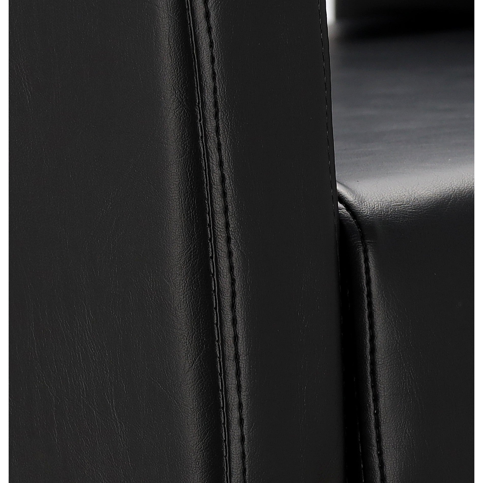 Kirpyklos kėdė Toma BLACK, su pakoju - juoda