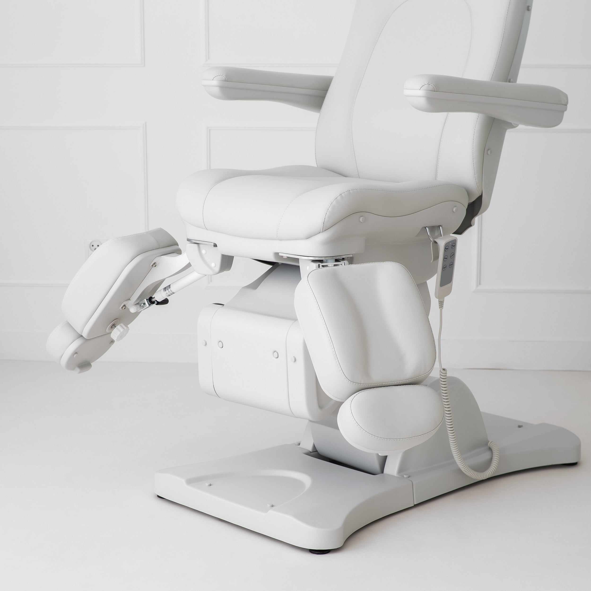 Sorina PRO 7 P elektrinė pedikiūro kėdė Touch Core K329, pilka