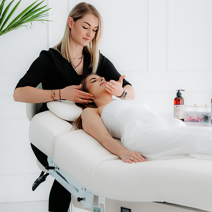 Eterna Beige elektrinis šildomas masažo ir SPA gultas Gentle Flex K901