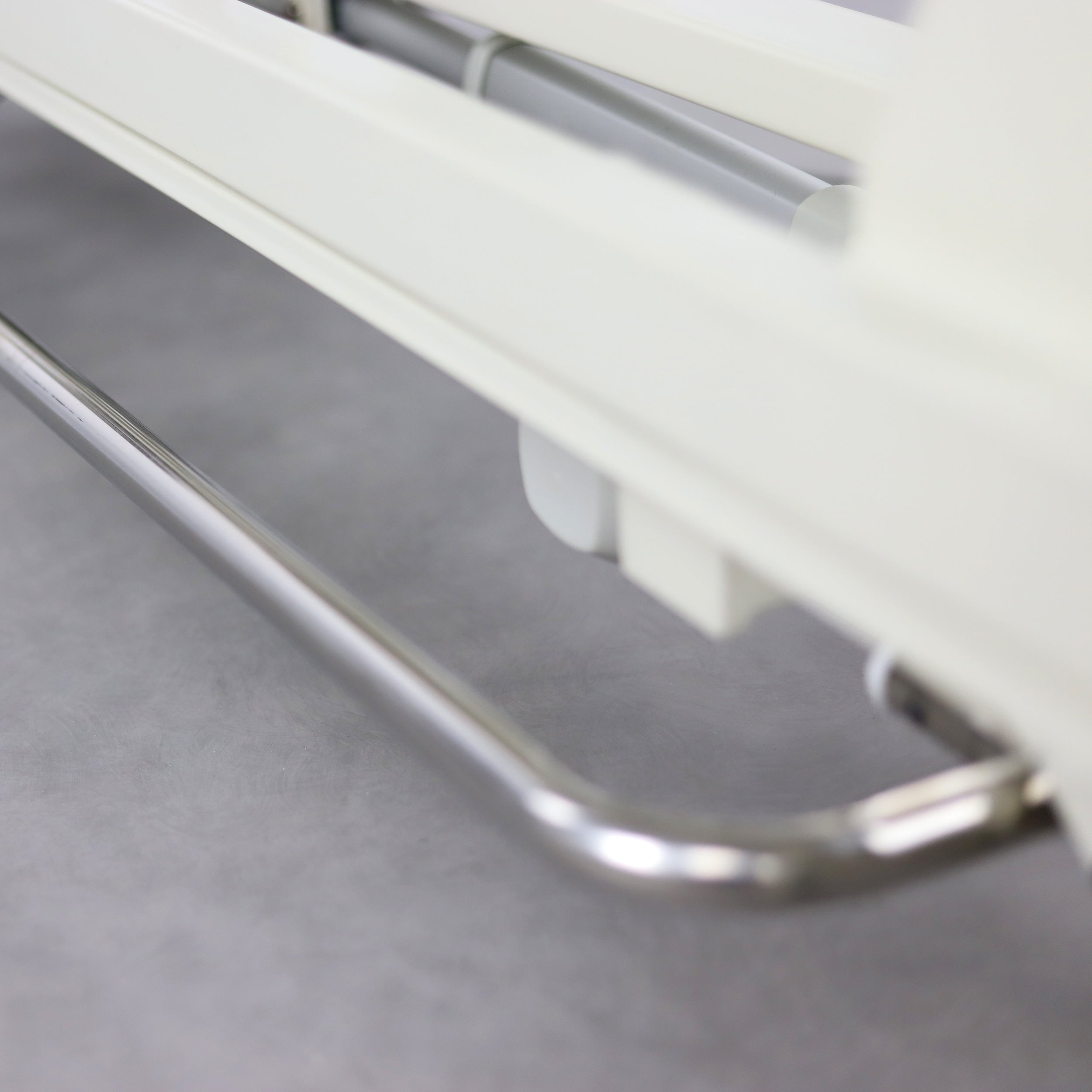 Stationary massage table Evero V4 ERGO Touch Core k322 Gray