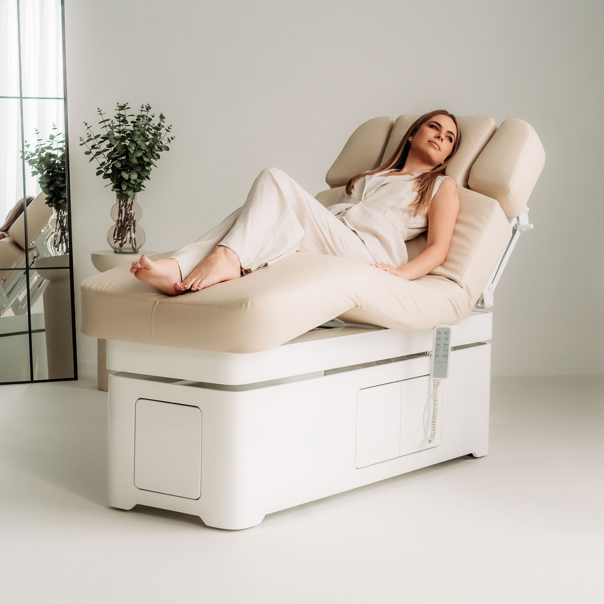 -3-Vellia Beige – Electric SPA Bed with Heating and Storage-3